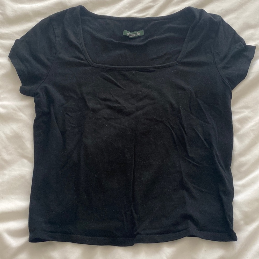 Black tshirt